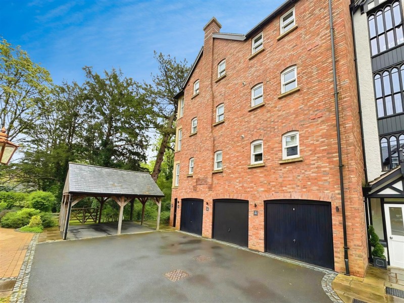 Images for The Village, Prestbury