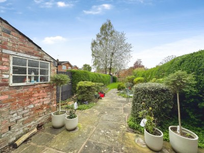 Images for Gravel Lane, Wilmslow EAID:mosleyjaapi BID:2