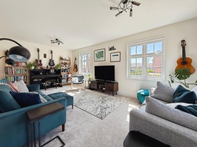 Images for Palmer Avenue, Woodford EAID:mosleyjaapi BID:1