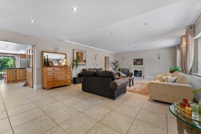Images for Offerton Road, Hazel Grove EAID:mosleyjaapi BID:1