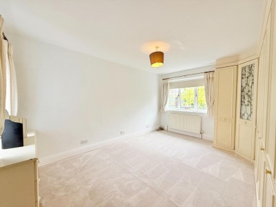 Images for South Parade, Bramhall EAID:mosleyjaapi BID:1