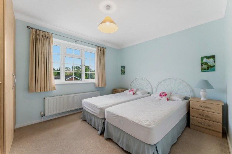 Images for Milverton Drive, Bramhall