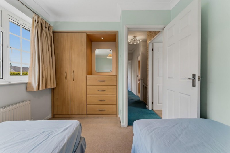 Images for Milverton Drive, Bramhall