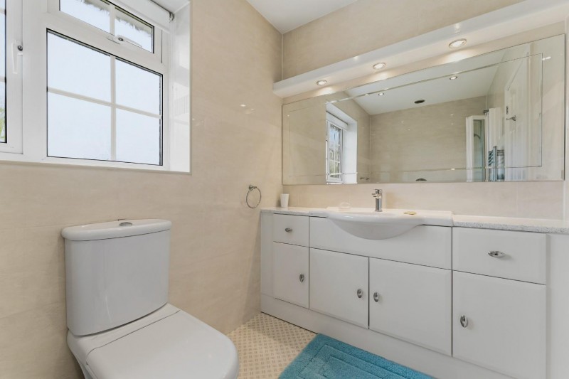 Images for Milverton Drive, Bramhall