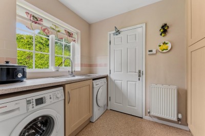 Images for Milverton Drive, Bramhall EAID:mosleyjaapi BID:1