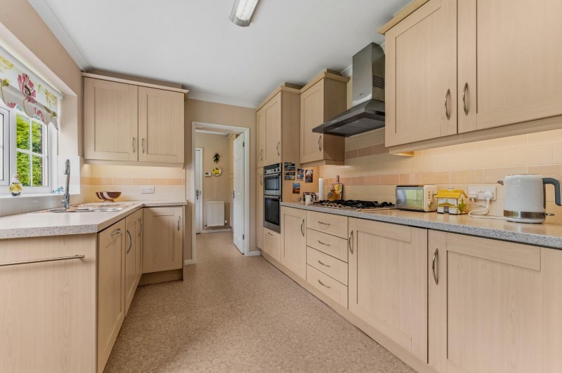 Images for Milverton Drive, Bramhall