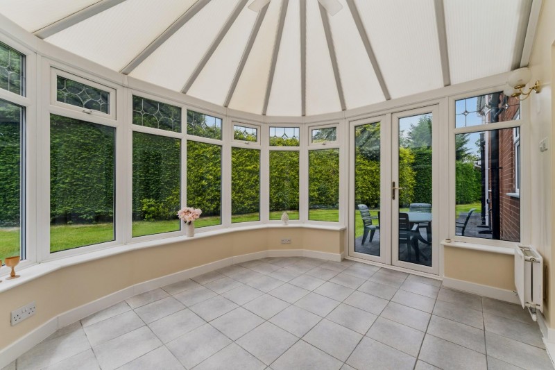 Images for Milverton Drive, Bramhall