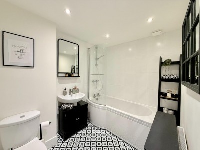 Images for Marlborough Court, Gillbent Road, Cheadle Hulme EAID:mosleyjaapi BID:1
