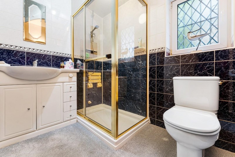 Images for Sandiway, Bramhall