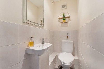 Images for Bolton Avenue, Cheadle Hulme EAID:mosleyjaapi BID:1