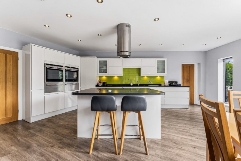 Images for Deneway, Bramhall