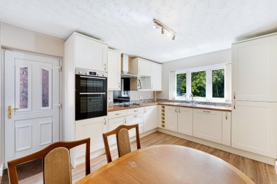Images for Briarlands Close, Bramhall EAID:mosleyjaapi BID:1