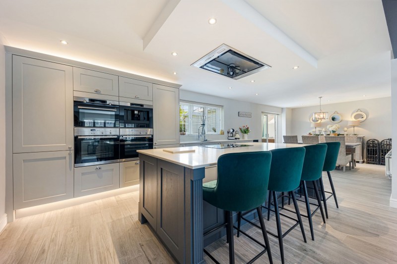 Images for Broomfield Close, Chelford, SK11