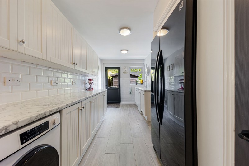 Images for Broomfield Close, Chelford, SK11