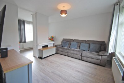 Images for Swettenham Road, Handforth, SK9 EAID:2458577900 BID:e404b33c-5432-4407-98b1-6138fbb79b1b