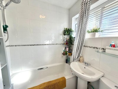 Images for Warren Hey, Wilmslow, SK9 EAID:2458577900 BID:e404b33c-5432-4407-98b1-6138fbb79b1b