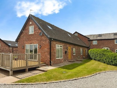 Images for Chester Road, Woodford, SK7 EAID:2458577900 BID:cc3b723c-d9b3-4363-98e9-f3a7b04b7bc7