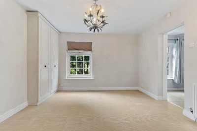 Images for Chapel Lane, Wilmslow, SK9 EAID:2458577900 BID:e404b33c-5432-4407-98b1-6138fbb79b1b