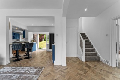 Images for Badger Road, Prestbury, SK10 EAID:2458577900 BID:8a55d7cc-7486-4316-8378-2d408d675aae
