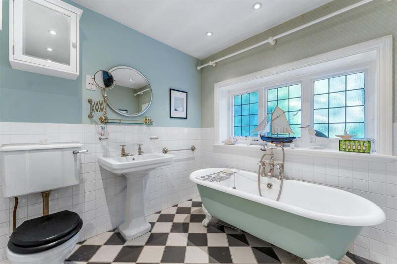 Images for 32 Congleton Road, Alderley Edge, SK9