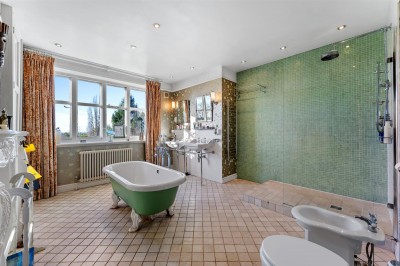 Images for 32 Congleton Road, Alderley Edge, SK9 EAID:2458577900 BID:8a55d7cc-7486-4316-8378-2d408d675aae