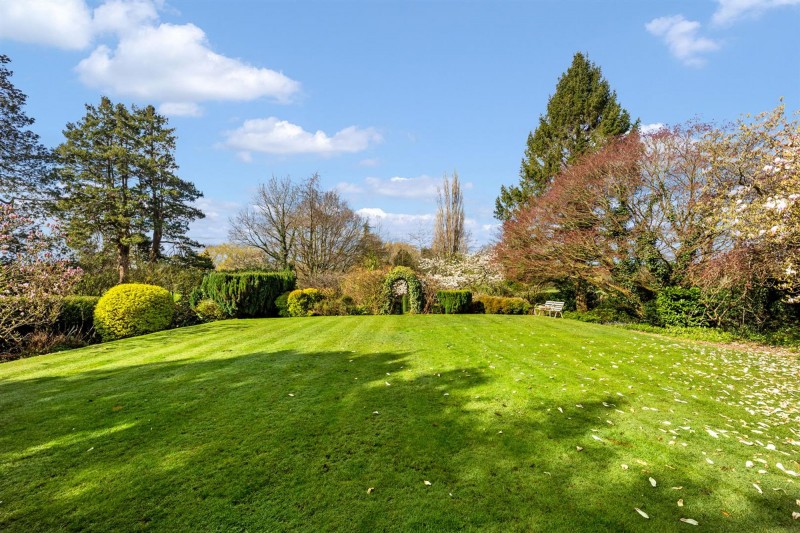 Images for 32 Congleton Road, Alderley Edge, SK9