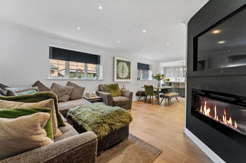 Images for Tanglewood Drive, Macclesfield, SK10