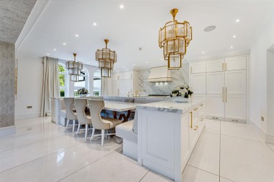 Images for Congleton Road, Alderley Edge, SK9 EAID:2458577900 BID:8a55d7cc-7486-4316-8378-2d408d675aae