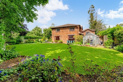 Images for 2 Sherbrook Rise, Wilmslow, SK9 EAID:2458577900 BID:8a55d7cc-7486-4316-8378-2d408d675aae