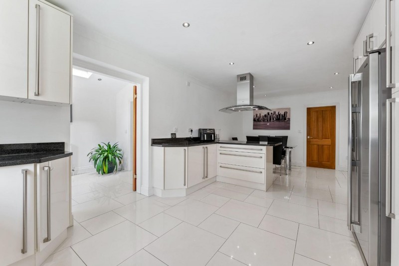 Images for 2 Sherbrook Rise, Wilmslow, SK9