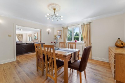 Images for 2 Sherbrook Rise, Wilmslow, SK9 EAID:2458577900 BID:8a55d7cc-7486-4316-8378-2d408d675aae