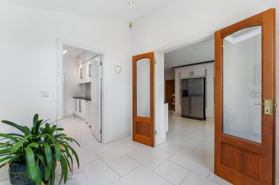 Images for 2 Sherbrook Rise, Wilmslow, SK9 EAID:2458577900 BID:8a55d7cc-7486-4316-8378-2d408d675aae