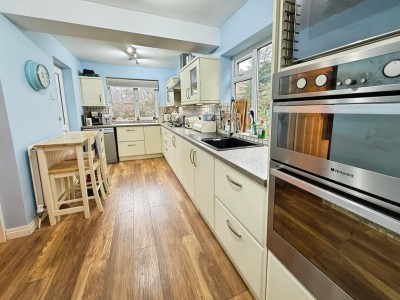 Images for Glendene Avenue, Bramhall, SK7 EAID:2458577900 BID:cc3b723c-d9b3-4363-98e9-f3a7b04b7bc7