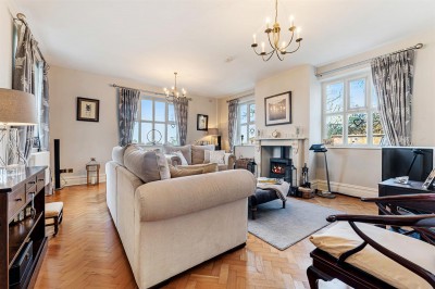 Images for Mottram Road, Alderley Edge, SK9 EAID:2458577900 BID:8a55d7cc-7486-4316-8378-2d408d675aae