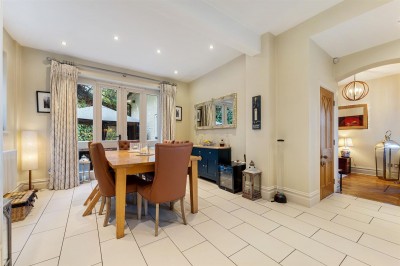 Images for Mottram Road, Alderley Edge, SK9 EAID:2458577900 BID:8a55d7cc-7486-4316-8378-2d408d675aae