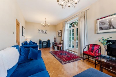 Images for Mottram Road, Alderley Edge, SK9 EAID:2458577900 BID:8a55d7cc-7486-4316-8378-2d408d675aae