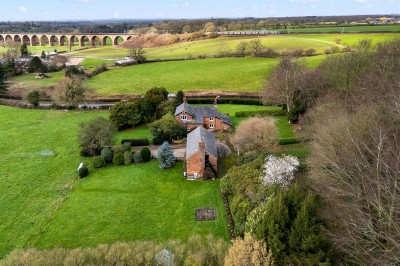 Images for Twemlow Green, Holmes Chapel, CW4 EAID:2458577900 BID:8a55d7cc-7486-4316-8378-2d408d675aae