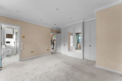 Images for Chelford Road, Prestbury, SK10 EAID:2458577900 BID:8a55d7cc-7486-4316-8378-2d408d675aae