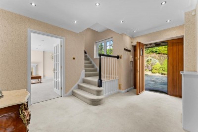 Images for Chelford Road, Prestbury, SK10 EAID:2458577900 BID:8a55d7cc-7486-4316-8378-2d408d675aae