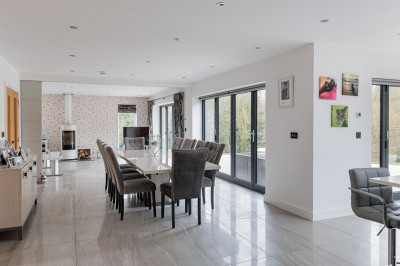Images for Chelford Road, Alderley Edge, SK9 EAID:2458577900 BID:8a55d7cc-7486-4316-8378-2d408d675aae