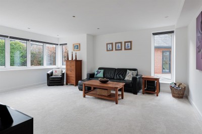 Images for Chelford Road, Alderley Edge, SK9 EAID:2458577900 BID:8a55d7cc-7486-4316-8378-2d408d675aae