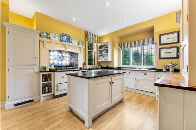 Images for 47 Trafford Road, Alderley Edge, SK9 EAID:2458577900 BID:8a55d7cc-7486-4316-8378-2d408d675aae