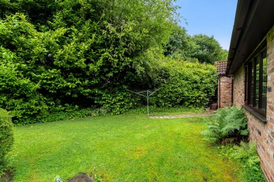 Images for Briarlands Close, Bramhall, SK7 EAID:2458577900 BID:cc3b723c-d9b3-4363-98e9-f3a7b04b7bc7