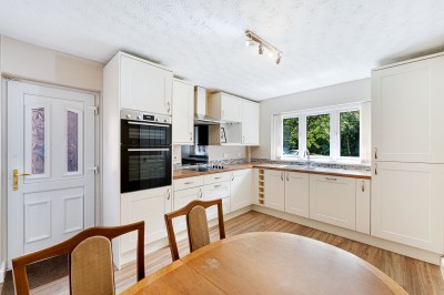 Images for Briarlands Close, Bramhall, SK7 EAID:2458577900 BID:cc3b723c-d9b3-4363-98e9-f3a7b04b7bc7
