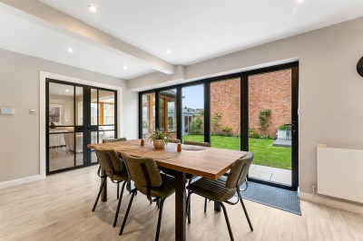 Images for Beechfield Road, Alderley Edge, SK9 EAID:2458577900 BID:8a55d7cc-7486-4316-8378-2d408d675aae