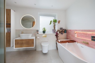 Images for Downesway, Alderley Edge, SK9 EAID:2458577900 BID:8a55d7cc-7486-4316-8378-2d408d675aae