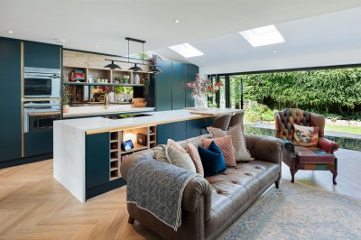 Images for Downesway, Alderley Edge, SK9 EAID:2458577900 BID:8a55d7cc-7486-4316-8378-2d408d675aae