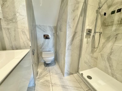 Images for 151 Knutsford Road, Alderley Edge, SK9 EAID:2458577900 BID:8a55d7cc-7486-4316-8378-2d408d675aae