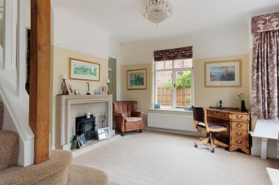 Images for 35 Moss Road, Alderley Edge, SK9 EAID:2458577900 BID:8a55d7cc-7486-4316-8378-2d408d675aae