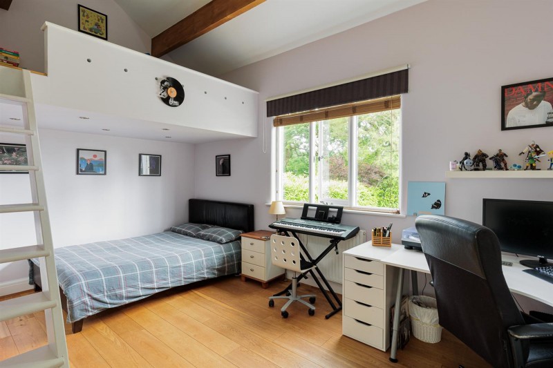 Images for 35 Moss Road, Alderley Edge, SK9